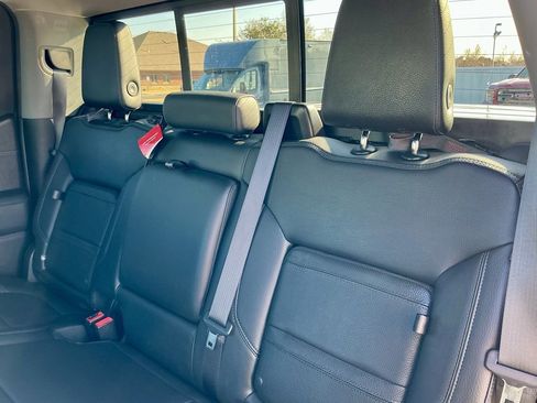 Used 2019 GMC Sierra 1500 Denali w/ Denali Ultimate Package image 31