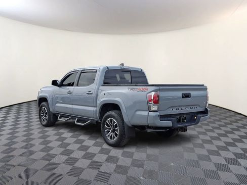 Certified 2020 Toyota Tacoma TRD Sport w/ TRD Premium Sport Package AWD/4WD image 9