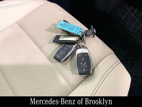 Used 2022 Mercedes-Benz GLE 350 4MATIC image 15