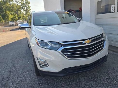 Used 2019 Chevrolet Equinox Premier FWD image 10