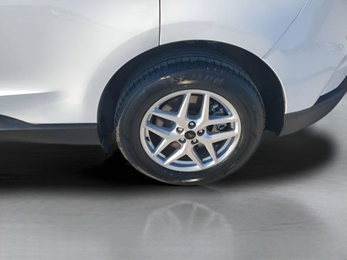 Used 2024 Ford Edge SEL image 20