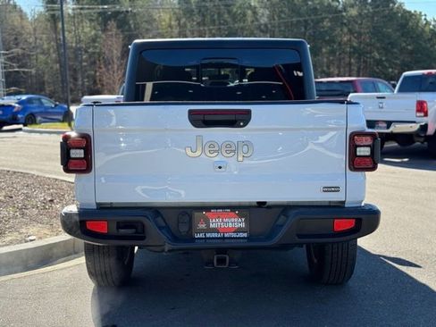 Used 2022 Jeep Gladiator Overland w/ Popular Equipment Package image 8