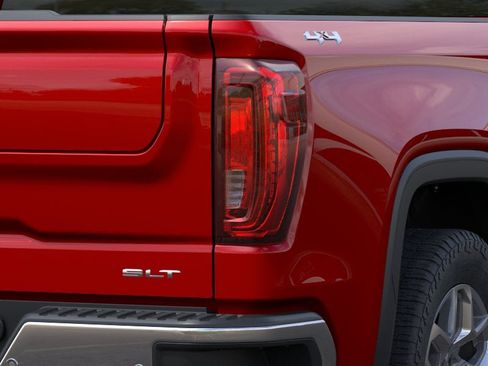 New 2026 GMC Sierra 1500 SLT AWD/4WD image 11