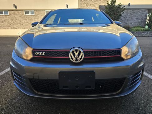 Used 2013 Volkswagen GTI Autobahn FWD image 8