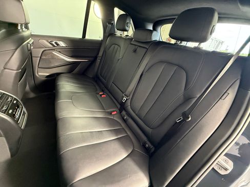 Used 2022 BMW X5 sDrive40i w/ M Sport Package image 14