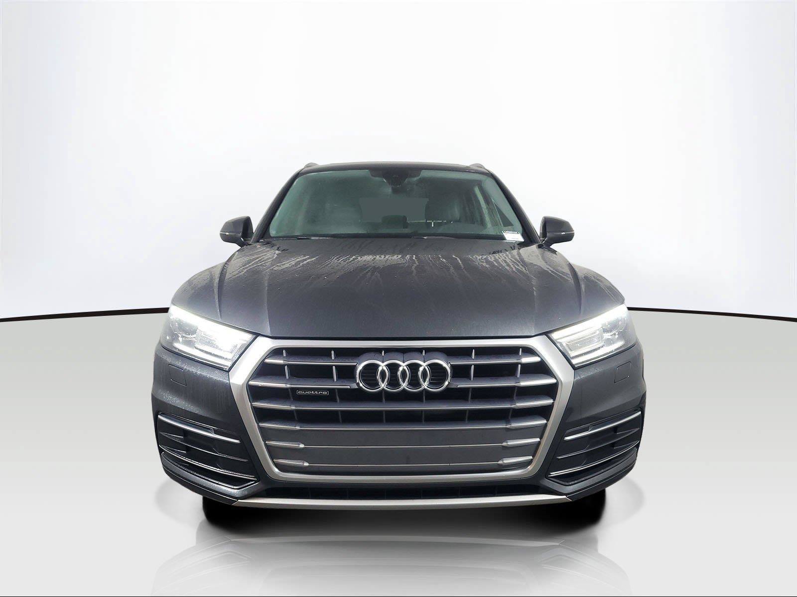 Used 2019 Audi Q5 2.0T Premium w/ Convenience Package AWD/4WD image 2