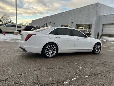 Used 2018 Cadillac CT6 Luxury image 12
