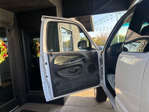 Used 2001 Dodge Ram 2500 Truck 4x4 Quad Cab image 6