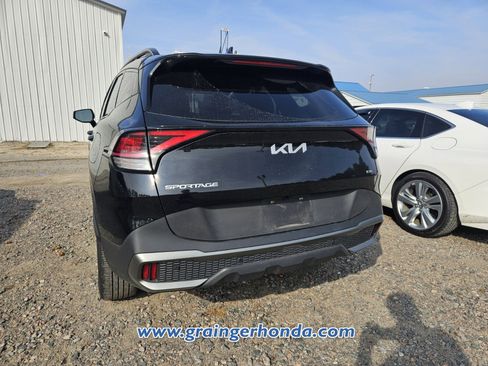 Used 2024 Kia Sportage X-Line w/ X-Line Premium Package image 9
