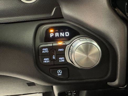 Used 2025 RAM 1500 Laramie image 7