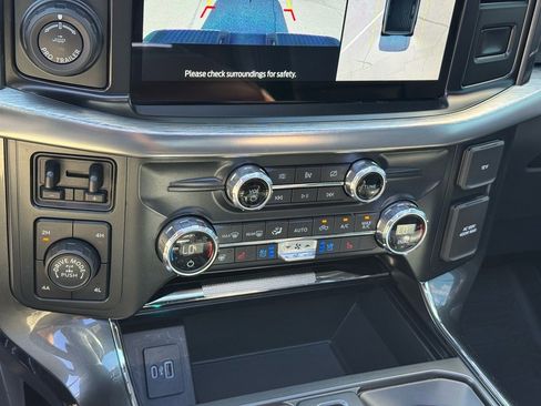 Used 2021 Ford F150 Lariat w/ Equipment Group 502A High image 31