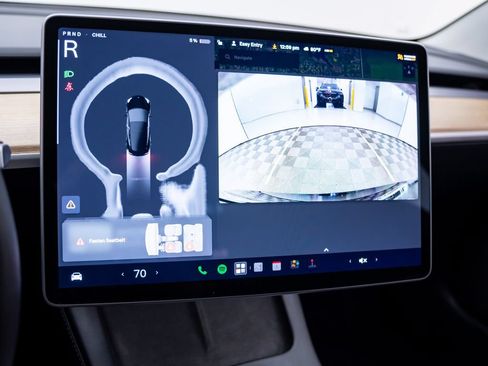 Used 2022 Tesla Model 3 Long Range AWD/4WD image 26