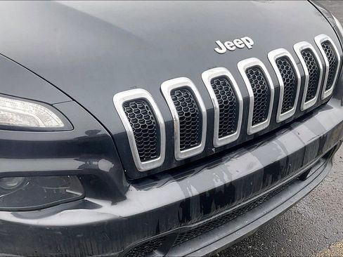 Used 2016 Jeep Cherokee Latitude w/ Safety/Convenience Group image 33