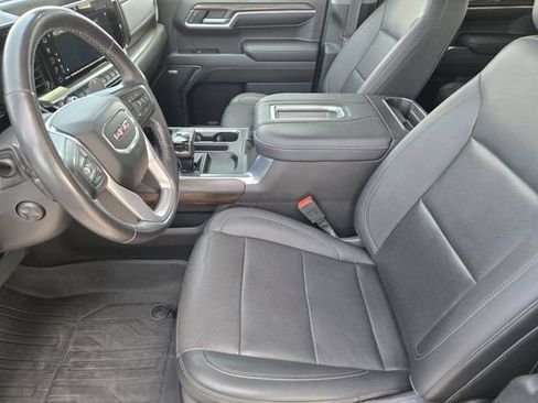 Used 2022 GMC Sierra 1500 SLT AWD/4WD image 16
