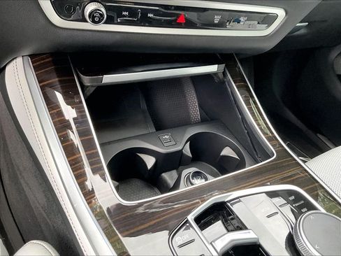 Used 2024 BMW X5 xDrive40i w/ Premium Package AWD/4WD image 26