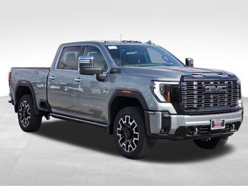 New 2026 GMC Sierra 2500 Denali Ultimate AWD/4WD image 7