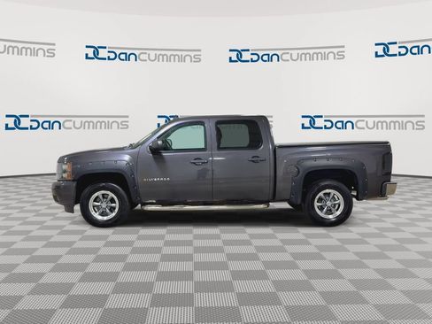 Used 2010 Chevrolet Silverado 1500 LT w/ Power Pack Plus AWD/4WD image 5
