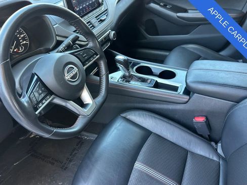Used 2024 Nissan Altima 2.5 SR FWD image 10