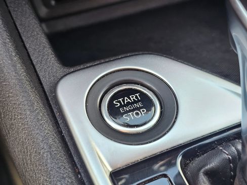 Used 2024 Nissan Sentra SV FWD image 17