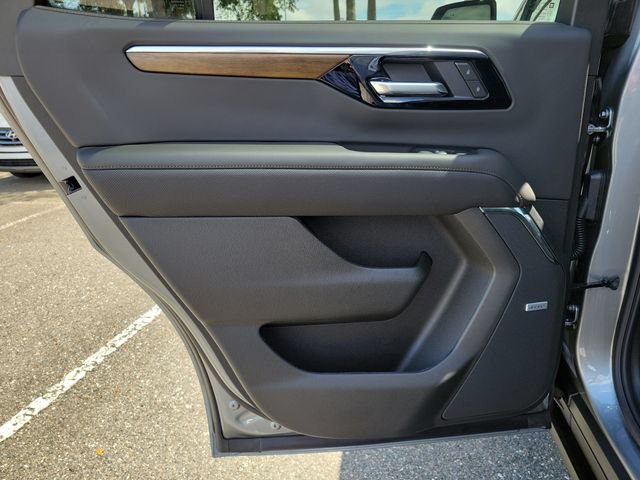 New 2026 Chevrolet Tahoe High Country RWD image 12