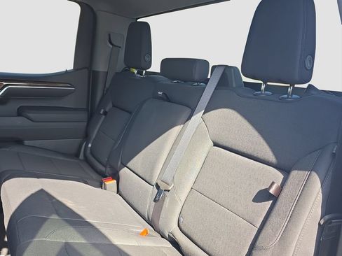 New 2026 GMC Sierra 1500 Elevation w/ LPO, Elevation Black Package AWD/4WD image 12