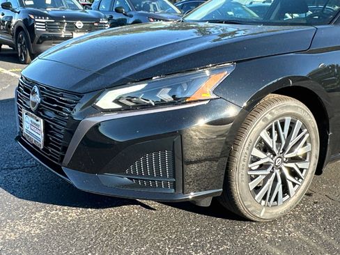 New 2026 Nissan Altima 2.5 SV AWD/4WD image 6