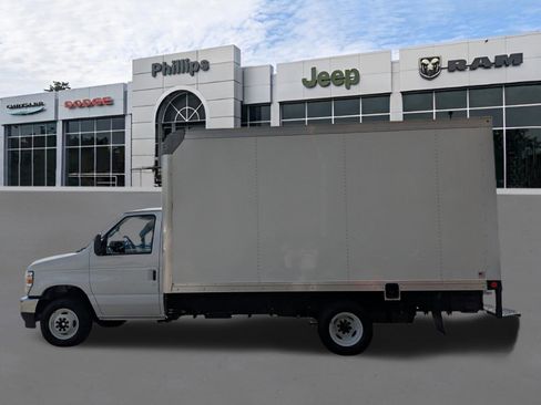 Used 2024 Ford E-450 and Econoline 450 Super Duty w/ Ambulance Prep Package image 6