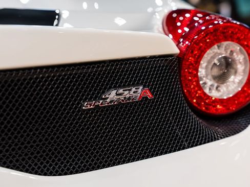 Certified 2015 Ferrari 458 Speciale A RWD image 20