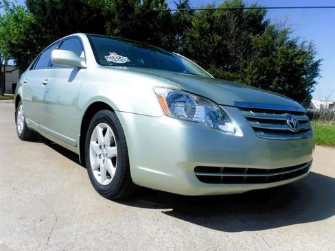 Used 2007 Toyota Avalon XL image 3