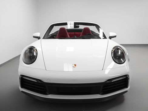 Certified 2022 Porsche 911 Carrera 4S AWD/4WD image 10