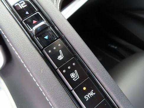 Used 2024 Chevrolet Corvette Z06 image 30