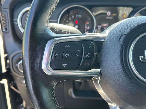 Used 2021 Jeep Wrangler Unlimited Sahara w/ Cold Weather Group AWD/4WD image 19