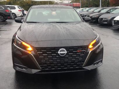 New 2025 Nissan Altima 2.5 SR w/ SR Premium Package