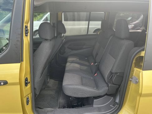Used 2018 Ford Transit Connect XL FWD image 11
