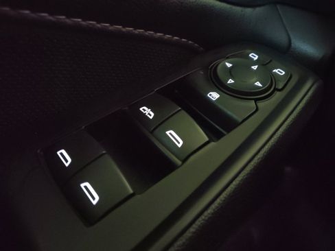 Used 2020 Chevrolet Traverse Premier w/ Redline Edition FWD image 27