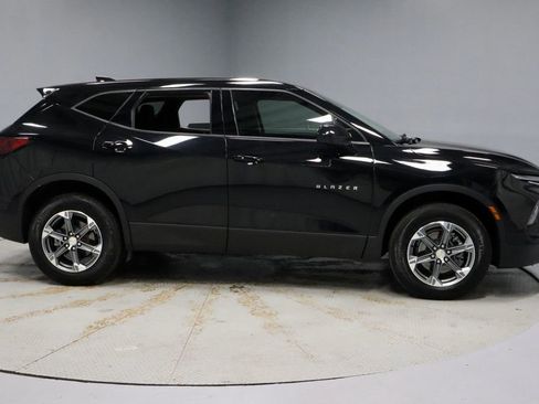 Used 2023 Chevrolet Blazer LT w/ LPO, Floor Liner Package FWD image 12