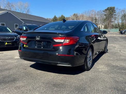 Used 2018 Honda Accord LX image 4