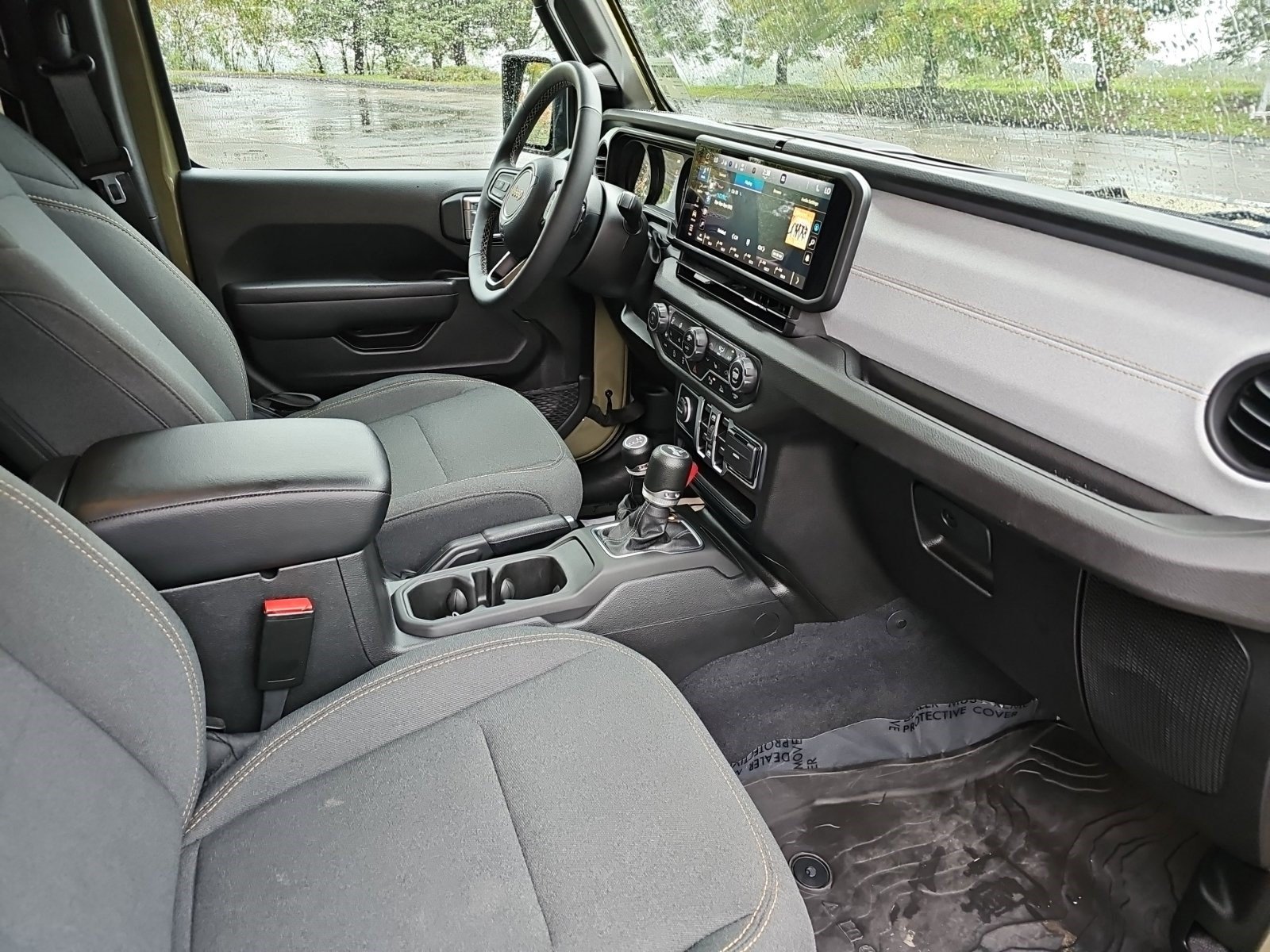 Used 2025 Jeep Wrangler Unlimited Sport AWD/4WD image 9
