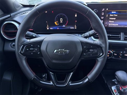 Certified 2025 Chevrolet Trax RS w/ Driver Confidence Package image 11