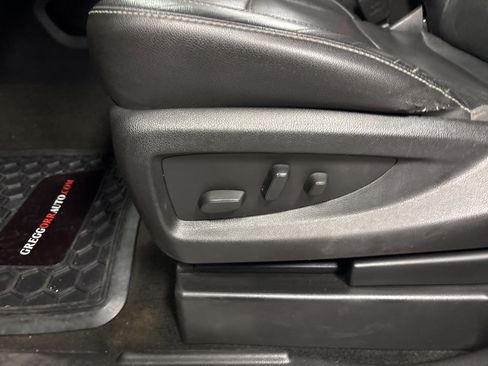 Used 2018 Chevrolet Tahoe Premier AWD/4WD image 36
