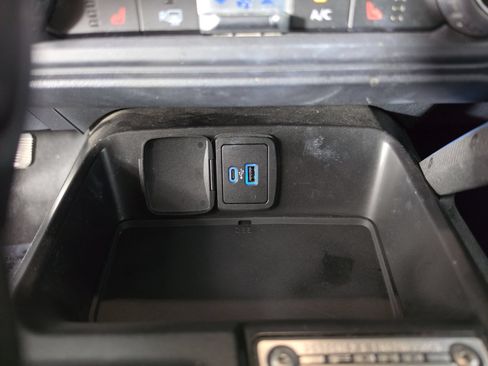 Used 2023 Ford Bronco Wildtrak AWD/4WD image 31