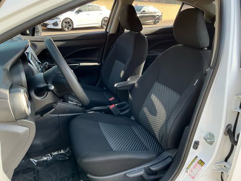 Used 2021 Nissan Versa S image 19