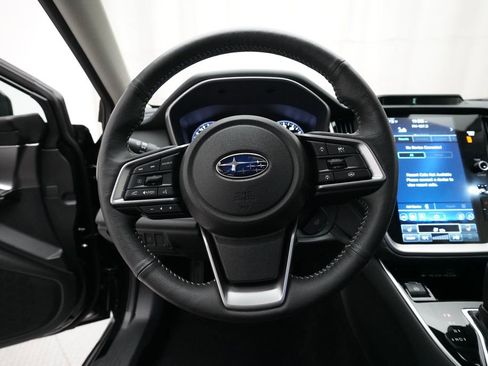 Used 2025 Subaru Outback Limited image 4