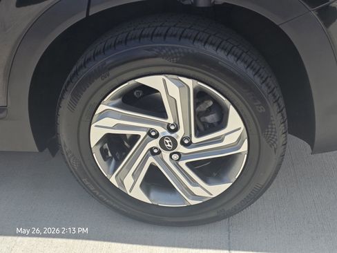 Used 2021 Hyundai Santa Fe SE FWD image 11