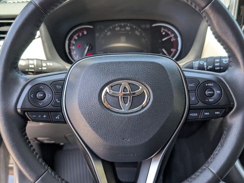 Used 2024 Toyota RAV4 Adventure AWD/4WD image 18