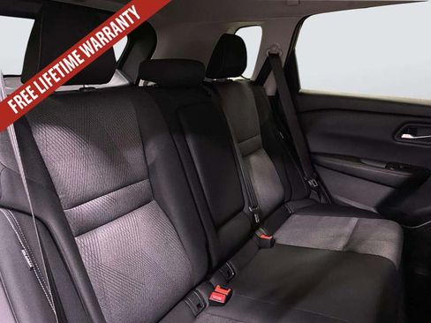 Used 2025 Nissan Rogue SV AWD/4WD image 34