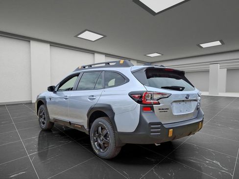 Used 2025 Subaru Outback Wilderness w/ Wilderness Package AWD/4WD image 3