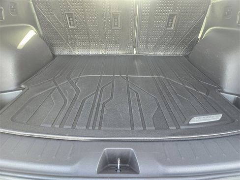 Used 2023 Chevrolet Blazer LT w/ Convenience Package image 31