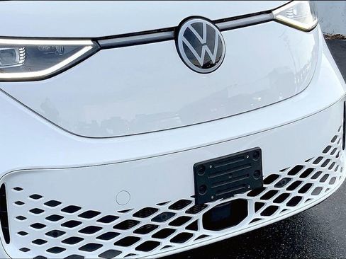 New 2025 Volkswagen ID. Buzz Pro S image 28