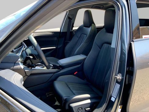 Used 2026 Audi A6 Premium Plus w/ Premium Plus Package AWD/4WD image 7